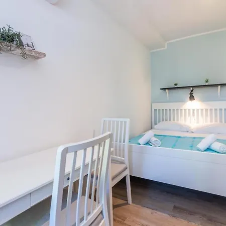 & Studio By The Way Appartamento Baška