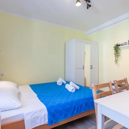 & Studio By The Way *